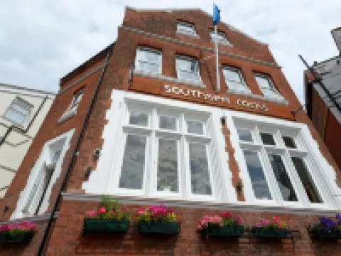 Southsea Rocks Hotel Hotele w: Southsea