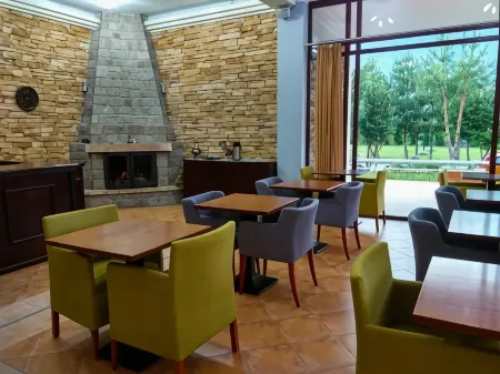 Gea Kaimaktsalan Hotel & Spa