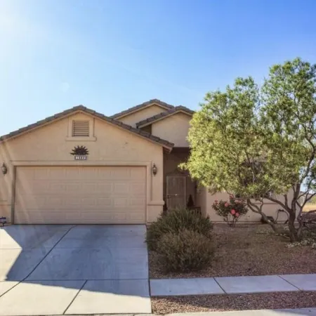 Beautiful Benson Getaway with Hot Tub