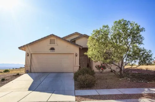 Beautiful Benson Getaway with Hot Tub