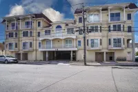 Seaside Townhouse, 4BD, 4 Bath, Rooftop deck with ocean/bay views, walk to beach