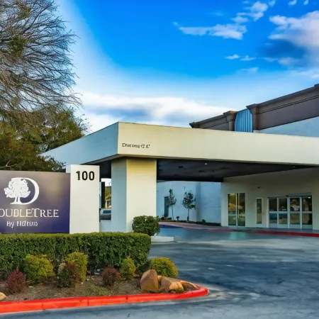 DoubleTree by Hilton Fort Worth South Hotel & Conference Center