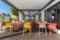 Hôtel Restaurant l'Aubergade - parking