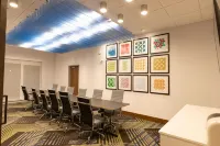 Holiday Inn Express & Suites DAYTON EAST - BEAVERCREEK by IHG Hotels in Xenia