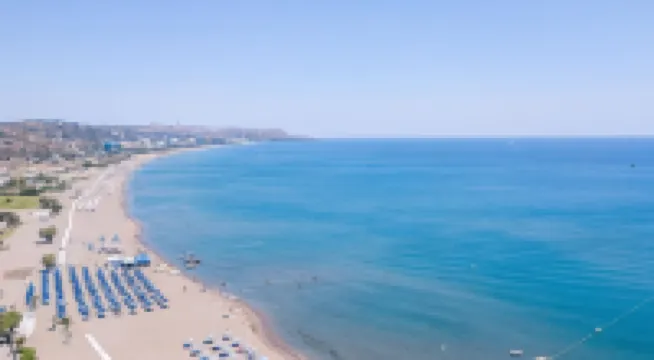 Atma Beach Rooms & Suites