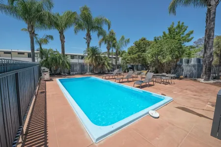 Pioneer Station Motor Inn