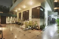 Fabhotel Sunrise Residency Hotels in Noida
