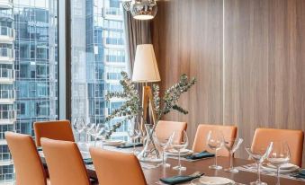 Metropole Residences Luxury Suite