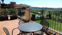 Tota Virginia Antico Podere - Parking