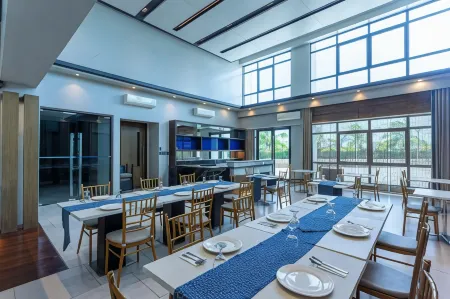 Santorini Hotel Отели в г. Кейнта