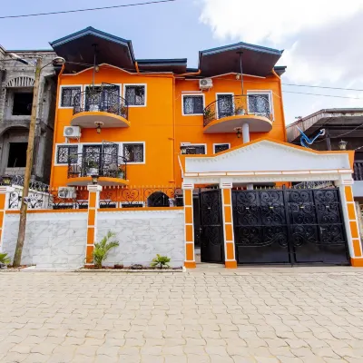 Le Clos d'or - Appartements Meubles Hotels near Douala General Hospital.