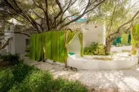 Su Gologone Hotels in 