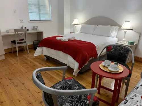 Savoy Hotel Beaufort-West Hotels in Central Karoo DC