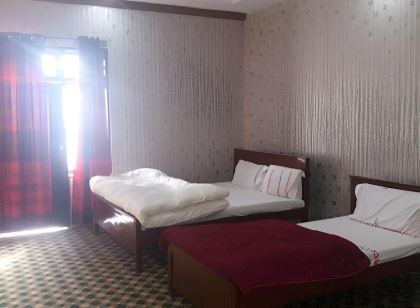 Hotel Happy Heart & Restaurant