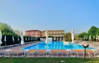 Hotel Bella Lazise - Pools