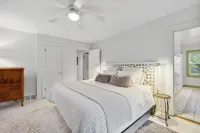 Amazing find! Quiet house w/ pool and screened porch.  Close to beach.