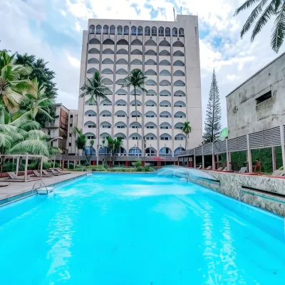 Akwa Palace Douala Hotels near Marche des Fleurs