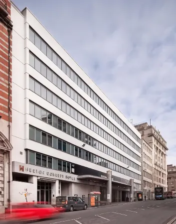 Heeton Concept Hotel City Centre Liverpool Отели рядом со станцией Pier Head