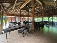 Asram Edupark Hotel di Seyegan