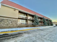 Ramada by Wyndham Whitecourt Hotels in Division No. 13