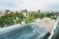 Senerity Sky Villas By Luminous Luxury Apartment