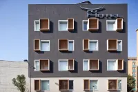 Nu Hotel Milano Hotel in zona Assab One
