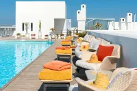 Heure Bleue Palais - Relais & Châteaux - Pools