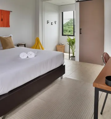 ห้องดีลักซ์ เตียงใหญ่ 1 เตียง