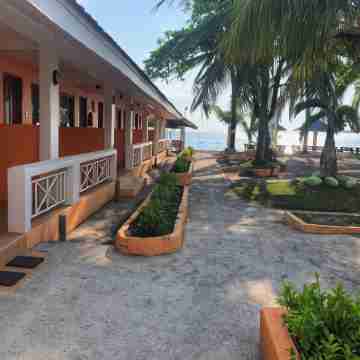 The Waterfront Beach Resort Hotel Exterior