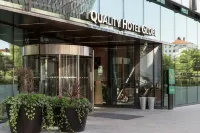 Quality Hotel Globe Hotels near متحف الشمال
