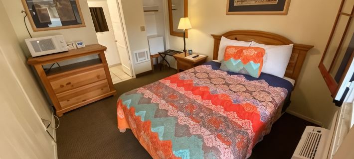Independence Courthouse Motel Hotels in Inyo County