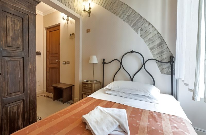 Marta Guest House