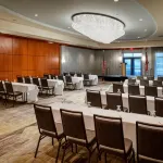 Courtyard Hamilton Hotels in Hamilton