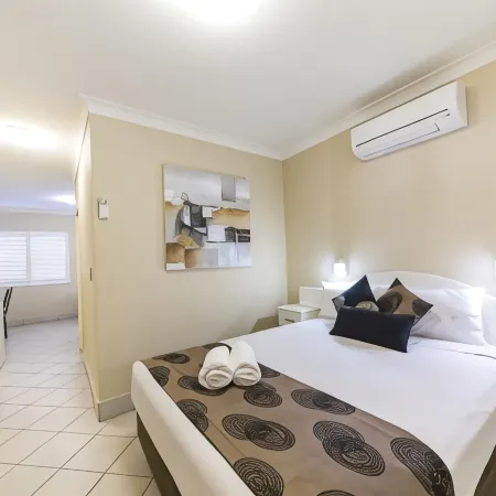 Villa Capri Motel Отели в г. Рокхемптон