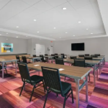 โฮมทู สวีทส์ บาย ฮิลตัน ยูทิก้า, นิวยอร์ก โรงแรมในยูทิกา