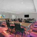 Home2 Suites by Hilton Utica Hotels in Deerfield