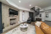 Downtown Speakeasy Condo