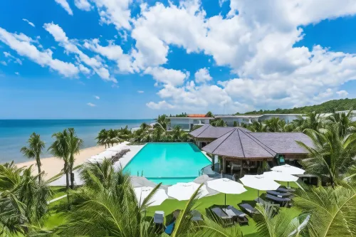 Villa Del Sol Beach Resort & Spa