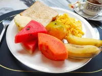 Samsen Sam Place Hotel berhampiran Jeti Thewej