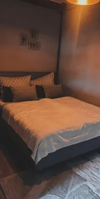 Comfortable apartment near the water with its own bar. Hotels in Oderberg