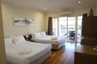 The Australian Hotel Motel