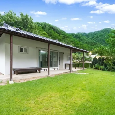Inje Birch Tree Forest Pension 鄰近CGV麟蹄的酒店