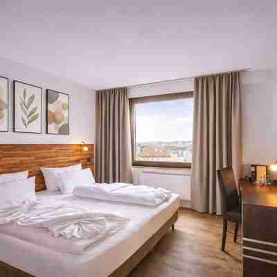 Luna Inn Stuttgart City Rooms