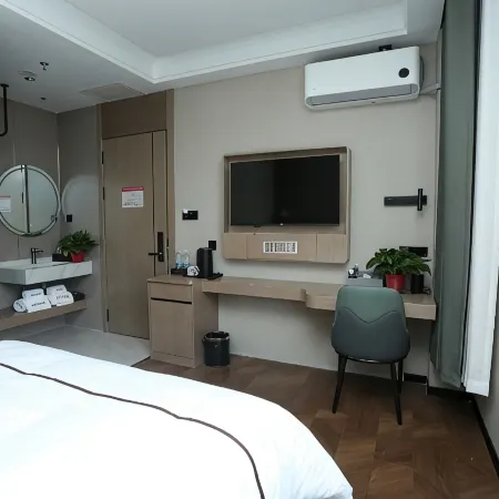 첸 호텔 (구위안 제1중학교) 구위안 호텔
