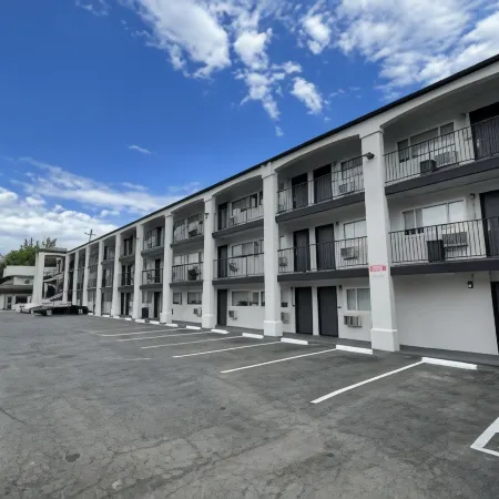 The Midtowner Hotel, SureStay Collection by Best Western