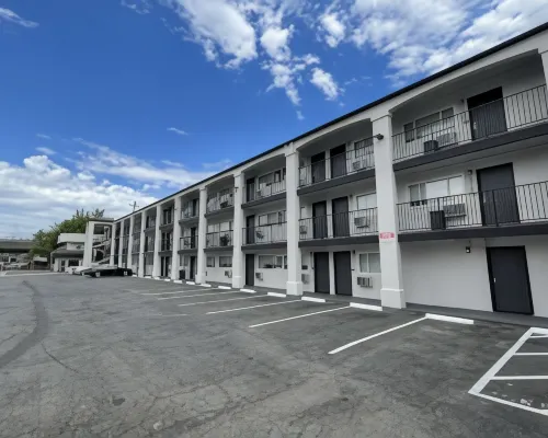 The Midtowner Hotel, SureStay Collection by Best Western Hotels near Capitol Park
