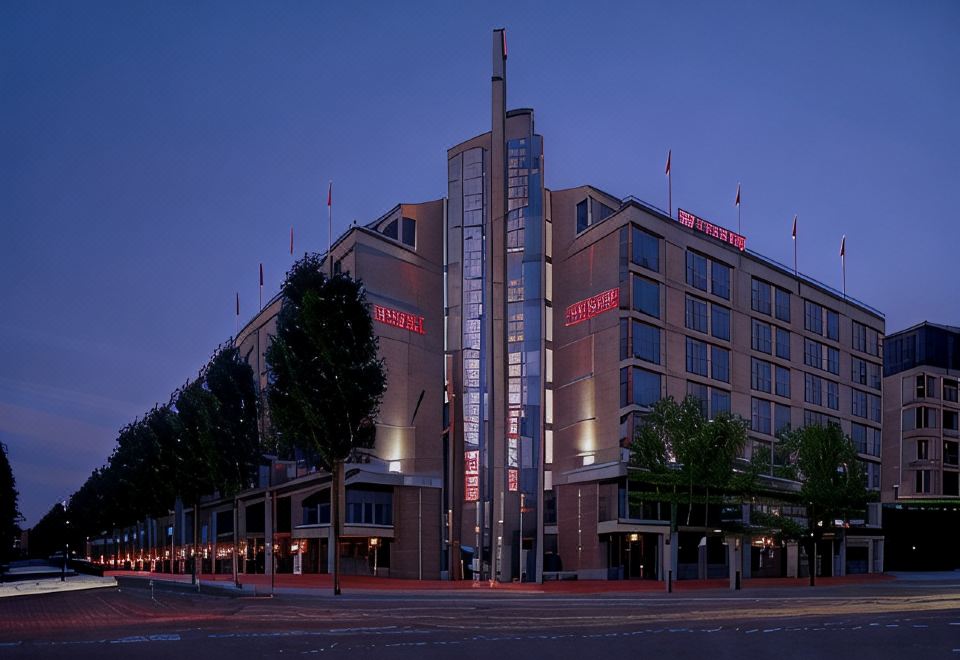 hotel overview picture
