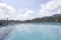 Sevana City Hotel - Uima-altaat