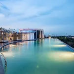 2BR Premium Suites Troika Kota Bharu By AGhome - piscine