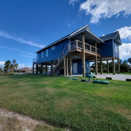 Madera Coastal l Waterfront 110 Feet